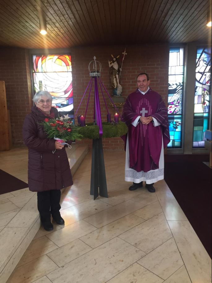 Vroni-Wortgottesdienstleiterin